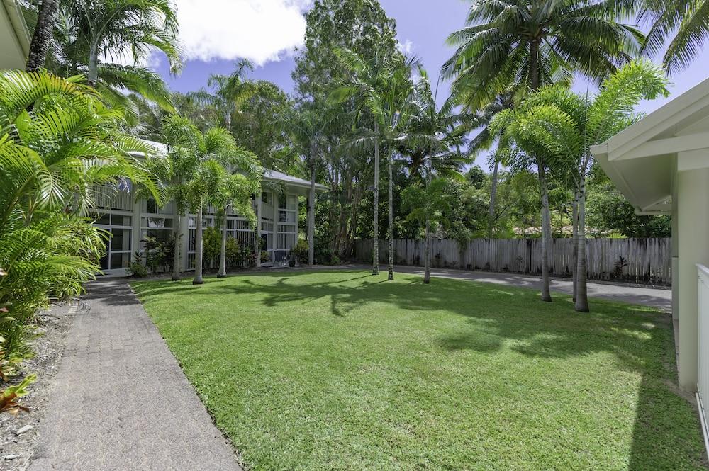 Tropical Nites Holiday Townhouses Port Douglas Exterior foto